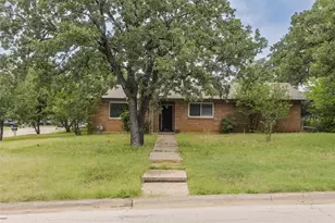 1200 Desiree Ln, Hurst, TX 76053 - Photo 1