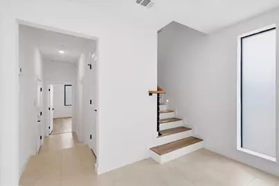 453 W Morphy Street, Fort Worth, TX 76104 - Photo 7