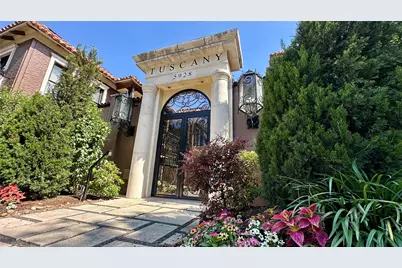 5926 Sandhurst Lane #124, Dallas, TX 75206 - Photo 1