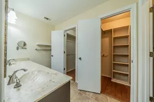1605 Brighton Dr, Carrollton, TX 75007 - Photo 17