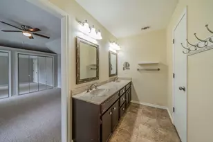 1605 Brighton Dr, Carrollton, TX 75007 - Photo 15