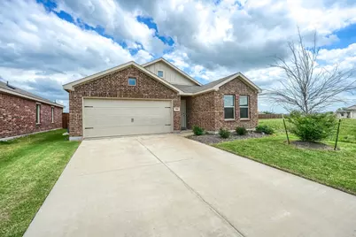1318 Eldridge Pond Street, Forney, TX 75126 - Photo 3