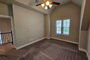 988 Shadyside Ln, Dallas, TX 75223 - Photo 37