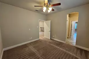 988 Shadyside Ln, Dallas, TX 75223 - Photo 31