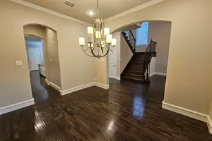 988 Shadyside Ln, Dallas, TX 75223 - Photo 7