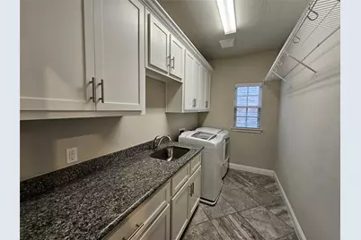 988 Shadyside Lane, Dallas, TX 75223 - Photo 25