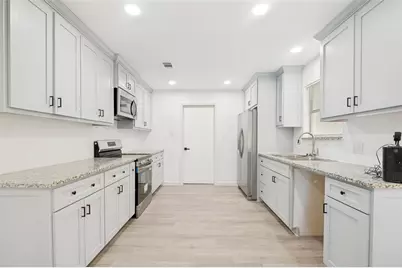 2908 Legend Road, Arlington, TX 76014 - Photo 11