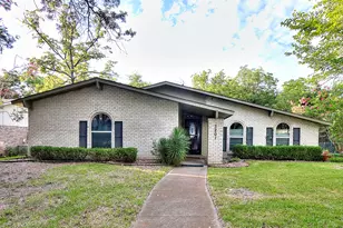 3201 Christie Cir, Garland, TX 75044 - Photo 33