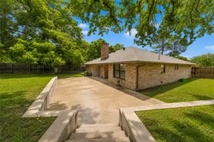 1001 Rosebud Dr, Azle, TX 76020 - Photo 35