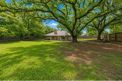1001 Rosebud Drive, Azle, TX 76020 - Photo 33
