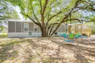 2605 Houston Ct, Granbury, TX 76048 - Photo 17