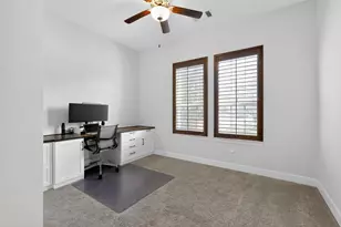 580 Courtyard Ln, Irving, TX 75039 - Photo 31