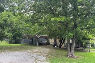 817 E Scott St, Sherman, TX 75090 - Photo 1