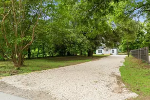 3313 S 3rd St, Waco, TX 76706 - Photo 25