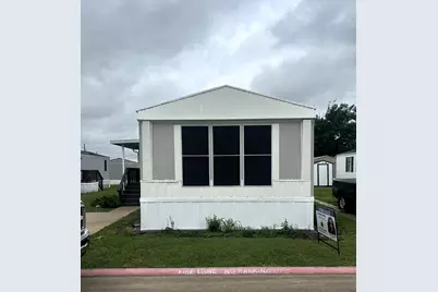 717 Byron Road, Wilmer, TX 75172 - Photo 1