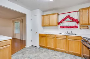 506 E McFarland St, Grandview, TX 76050 - Photo 15