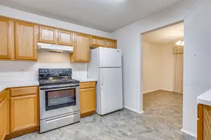 506 E McFarland St, Grandview, TX 76050 - Photo 17