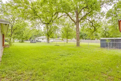 506 E McFarland Street, Grandview, TX 76050 - Photo 37