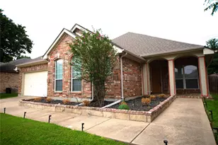 2708 Comanche Trail, Mansfield, TX 76063 - Photo 3