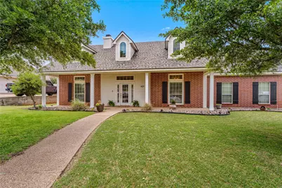 429 W Wall Street, Hewitt, TX 76643 - Photo 3