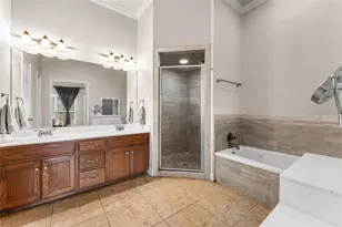 429 W Wall St, Hewitt, TX 76643 - Photo 27