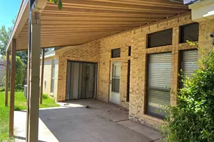 873 Cloverleaf Ln, Abilene, TX 79601 - Photo 9