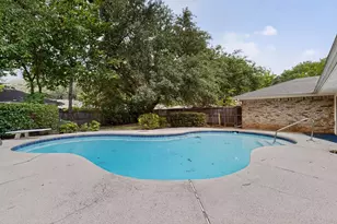 1305 Briarbrook Dr, DeSoto, TX 75115 - Photo 31