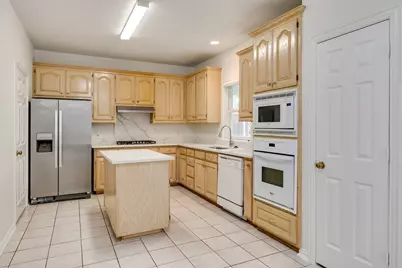 1131 Indy Court, Irving, TX 75060 - Photo 5