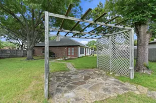 929 Hiawatha Ln, Saginaw, TX 76131 - Photo 27