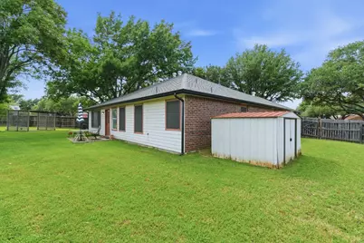 929 Hiawatha Lane, Saginaw, TX 76131 - Photo 23