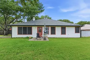 929 Hiawatha Ln, Saginaw, TX 76131 - Photo 17