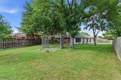 929 Hiawatha Lane, Saginaw, TX 76131 - Photo 21