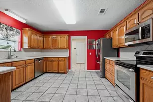 2502 Evelyn Rd, Whitesboro, TX 76273 - Photo 13