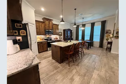 4007 Gallivant Drive, Granbury, TX 76049 - Photo 9