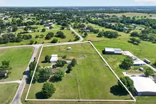 100 Green Meadows Cir, Springtown, TX 76082 - Photo 39