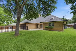 1515 Oak Forest Dr, Graham, TX 76450 - Photo 37