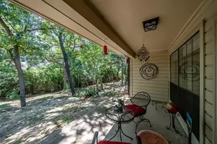 2505 Wedglea Dr, Dallas, TX 75211 - Photo 11
