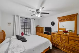 2505 Wedglea Dr, Dallas, TX 75211 - Photo 9