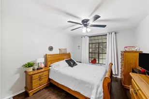 2505 Wedglea Dr, Dallas, TX 75211 - Photo 7