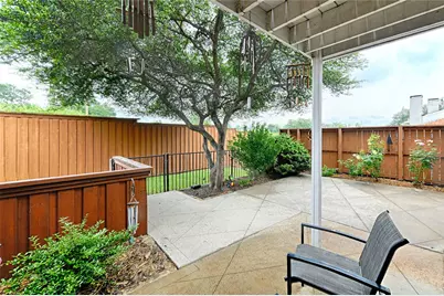2954 Woodcroft Circle, Carrollton, TX 75006 - Photo 11