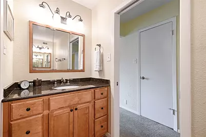 2954 Woodcroft Circle, Carrollton, TX 75006 - Photo 21