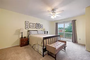 2954 Woodcroft Cir, Carrollton, TX 75006 - Photo 17