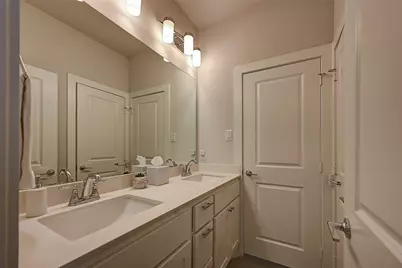1028 Cavour Place, Dallas, TX 75204 - Photo 5