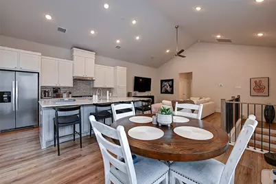 1028 Cavour Place, Dallas, TX 75204 - Photo 15