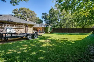 1026 Hazelwood Dr, Mansfield, TX 76063 - Photo 33