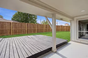 9737 Burney Dr, Dallas, TX 75243 - Photo 33