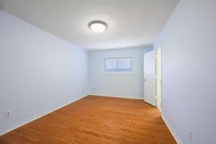 9233 Middle Glen Dr, Dallas, TX 75243 - Photo 19
