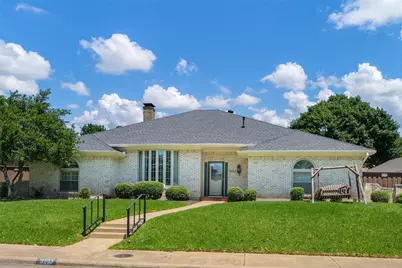 9233 Middle Glen Drive, Dallas, TX 75243 - Photo 1
