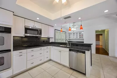 9233 Middle Glen Drive, Dallas, TX 75243 - Photo 11