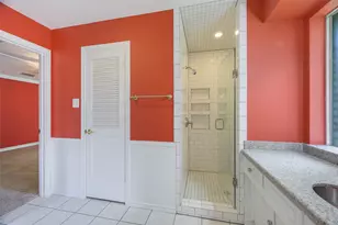 9233 Middle Glen Dr, Dallas, TX 75243 - Photo 25